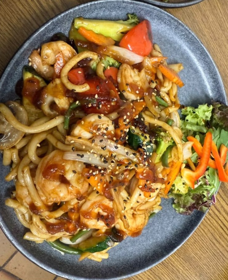 Udon Teriyaki mit Garnelen